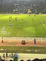 Policias en el clasico