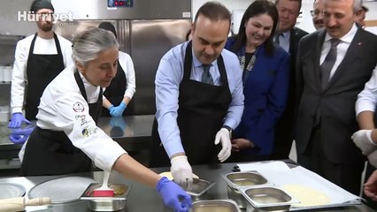 Bakan Kacır, Ramazan pidesi yaptı