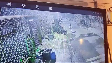 देखिए कैसे होती है बाइक चोरी, देखें वीडियो