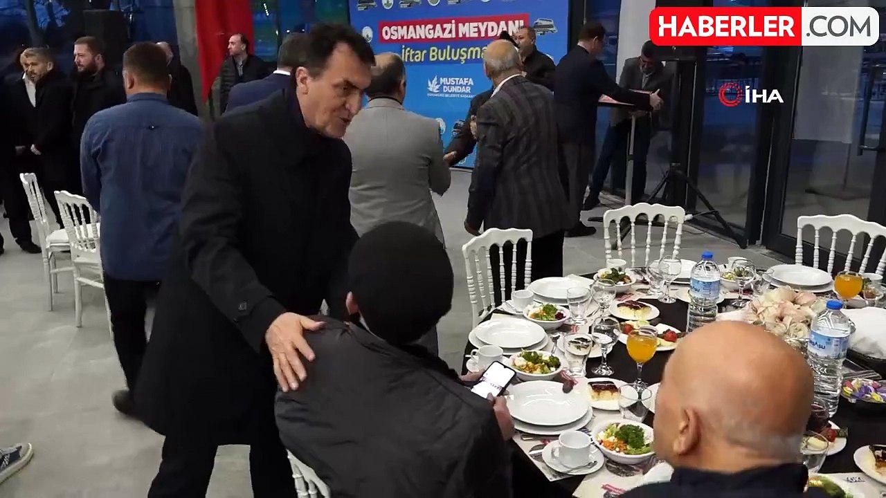 Başkan Dündar taksicilerle iftarda buluştu