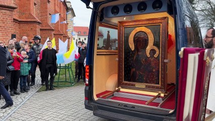 Powitanie obrazu Matki Bożej Częstochowskiej w parafii Katedralnej we Włocławku