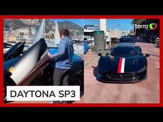 Leclerc exibe Ferrari estilizada de R$ 11 milhões em Mônaco