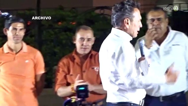 Pablo Lemus en su gira por Tuxpan y Ciudad Guzmán propuso mejorar el suministro de agua potable