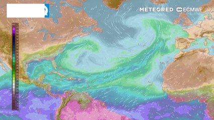 Atlantic Weather Alert: Precipitable Water & Fronts 🌊