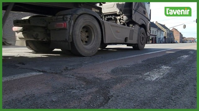 Des riverains de la Grand'route à Gaurain-Ramecroix en ont assez de voir toujours plus de camions rouler devant chez eux