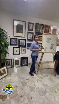 Paola, una pintora que sufre de insuficiencia renal, está a punto de recibir un trasplante de riñón y organizó una subasta