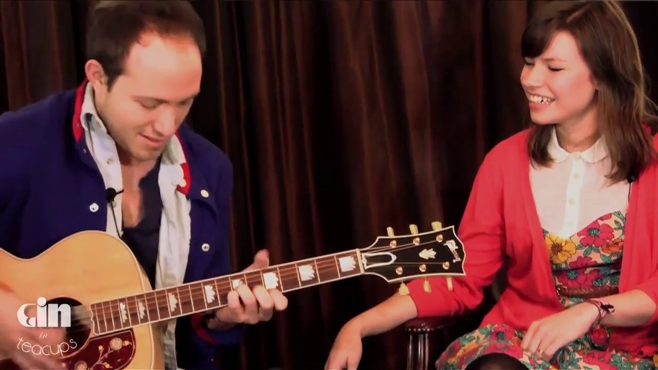 Savoir Adore - We Talk Like Machines (Live GiTC 2012)