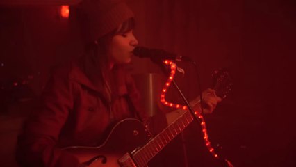 Savoir Adore - Loveliest Creature (Live Saffire Doors 2012)