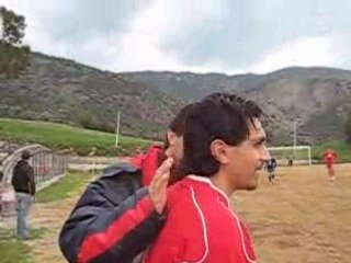 leo bruzzaniti sta per entrare in campo