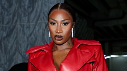 GALA VIDEO - Aya Nakamura aux JO ? Harry Roselmack cash : “Il n’y aurait pas de débat”.