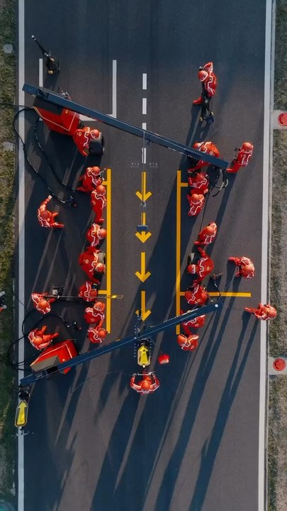 ✨Vivez l'adrénaline sur le légendaire circuit F1 de Paul Ricard au Castellet !   Du 19 au 21 avril 2024, plongez dans l'univers palpitant de la course automobile lors du KENNOL Grand Pro de France Historique.   De 25€ à 510€ @scuderiaferrari