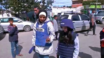 شاهد: أصغر مراسلة أخبار تغطي الحرب في غزة بعمر 11 عاماً