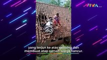 Terlalu Gaspol! Dua Ukhti Nyangkut di Genteng Pas Ngabuburit