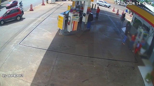 Imagens Fortes: Câmera flagra suposta tentativa de homicídio no Floresta