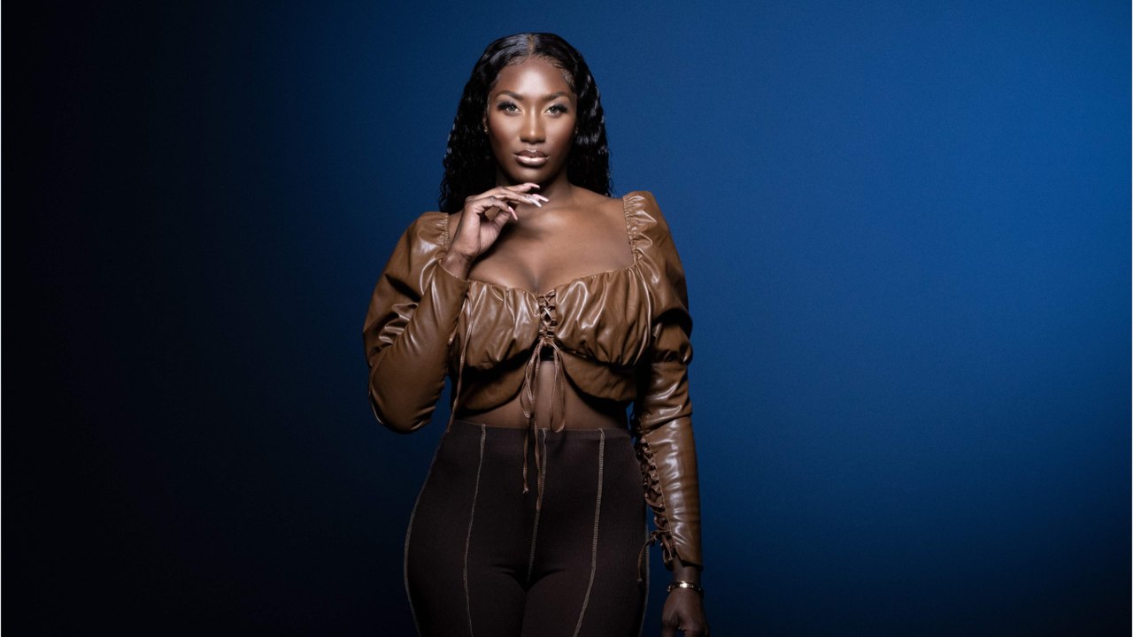 GALA VIDEO - Aya Nakamura aux JO ? Hugues Auffray défend la chanteuse : “Je vois derrière ça du racisme”