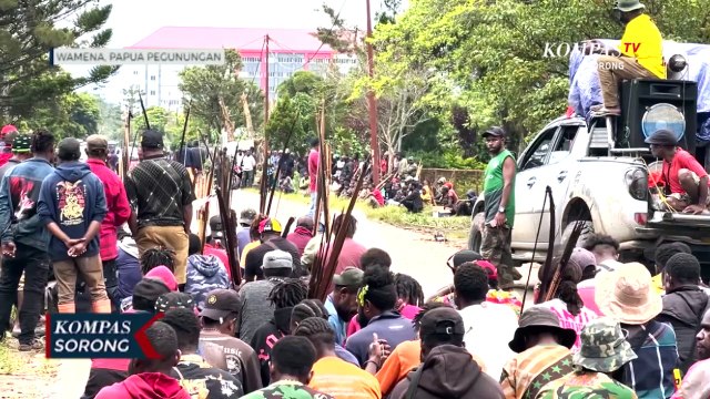Diduga Ada Kecurangan Massa di 40 Distrik Demo Kantor KPU Jayawijaya