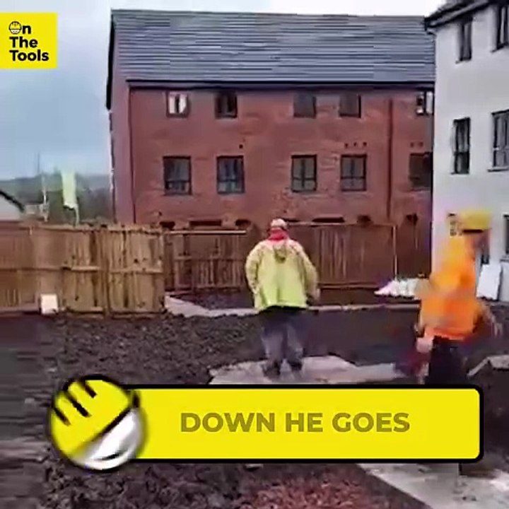 Tradespeople VS Ice