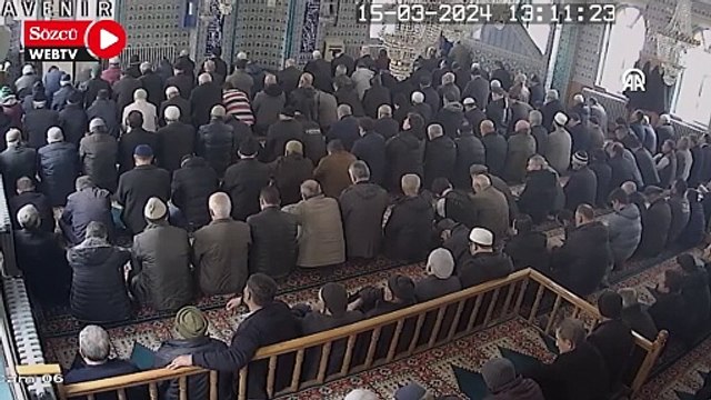 Camide kalp krizi geçirip ölen kişi aynı camideki törenle defnedildi