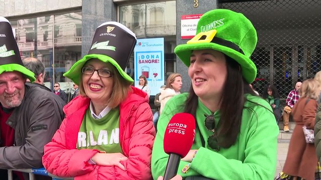 La Gran Vía madrileña acoge el II desfile de San Patricio con más de 500 gaiteros