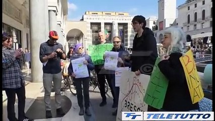 Video News - Parcheggio piazza Vittoria? Per residenti e bici