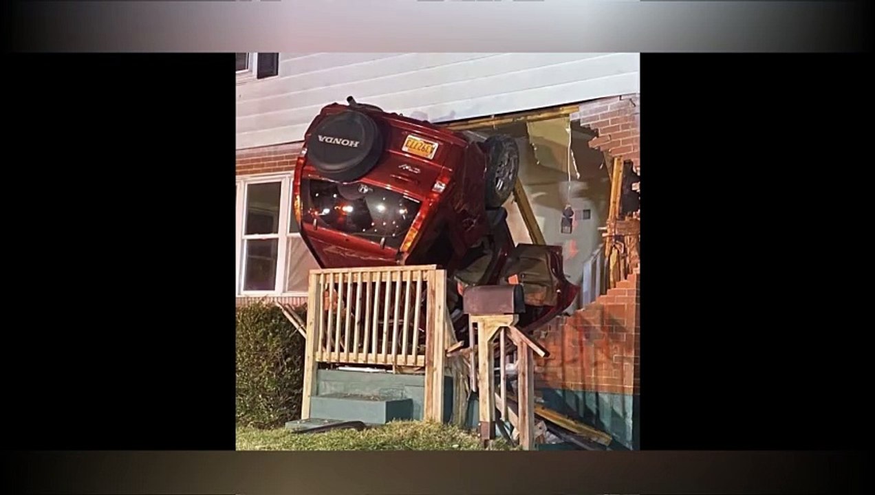 Ultimate Idiots in Cars #203 Car crashes caught on Camera