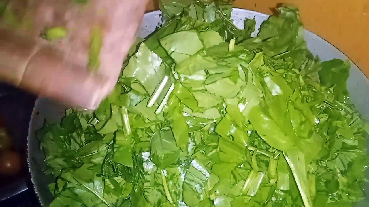 आलू पालक की ऐसी सब्ज़ी आपने पहले नहीं बनाई होगी
