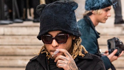 La mystérieuse disparition de Zola, jeune rappeur français, après la libération du meurtrier de sa mère : les fans s'inquiètent.