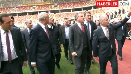 Bakan Aşkın: "Türkiye'nin dört bir yanında tesisler yapıyoruz"