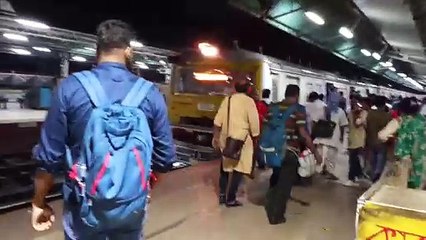 सिग्नलिंग प्रणाली: ट्रेनें रद्द, यात्री हुए परेशान