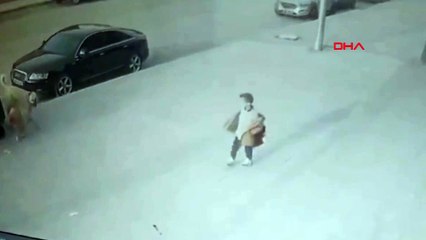 Okul dönüşü saldırıya uğradı, imdadına çevredekiler yetişti