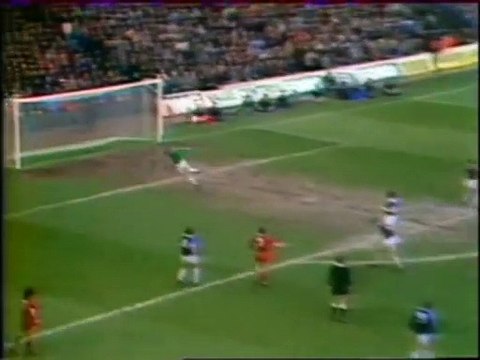 LIVERPOOL - EVERTON - 1977 - SAISON 1976/1977 -