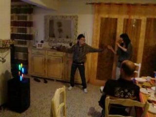 petite demo  de tecktonik par nonoteck