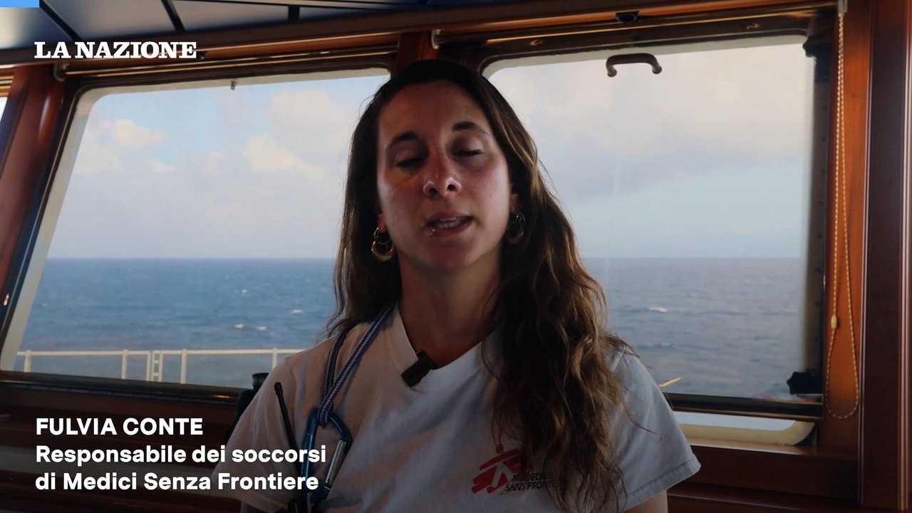 Dramma in mare, si ribalta la barca dei migranti. Soccorsi da Medici senza frontiere