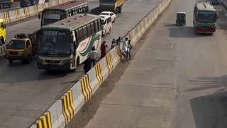 Got No Legs? No Problem! This Bangladeshi Man's INSANE Way to Cross the Road!