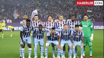 Trabzonspor - Fenerbahçe Maçının İlk Yarısı Fenerbahçe'nin 2-0 Üstünlüğüyle Sonuçlandı
