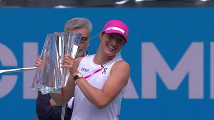 Swiatek dominates Sakkari in Indian Wells final