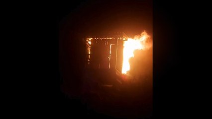 Posto guarda-vidas é incendiado pela 5ª vez em praia famosa de Florianópolis