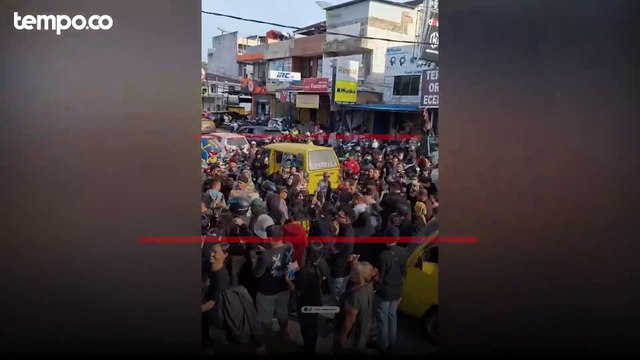 Kasus Penemuan Mayat di Gudang Kimia Farma Samarinda, Keluarga Korban Demo Minta Akses CCTV