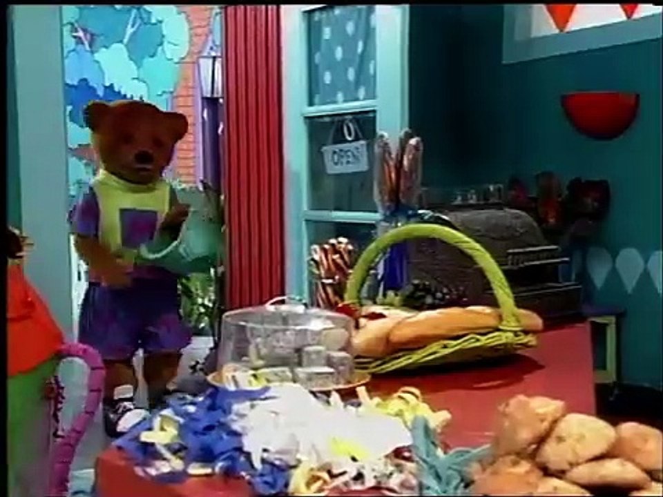 Bananas in Pyjamas - Ep. 100 - Help! Help! (2003)
