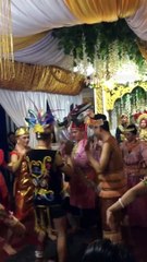 Tarian maddupa adat bugis