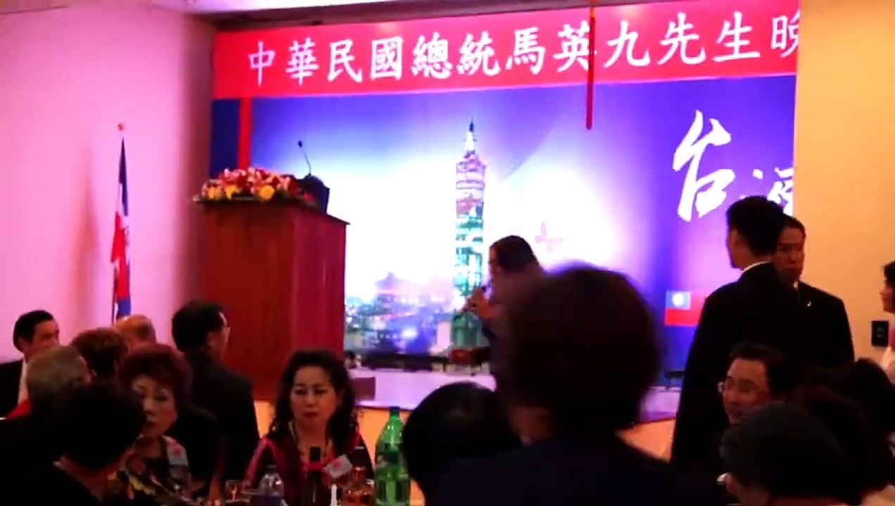 Marcel Piel Morena - Canta al Presidente de Taiwán  Ma Ying jeou