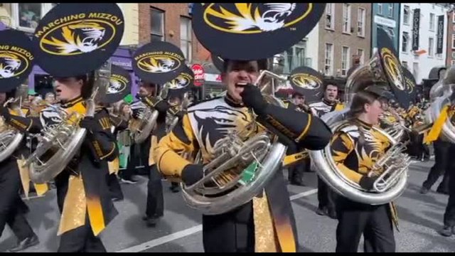 Festa di San Patrizio: scene dalla grande parata di Dublino