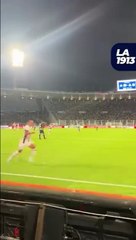 Une célébration en Foot qui fait très mal aux genoux