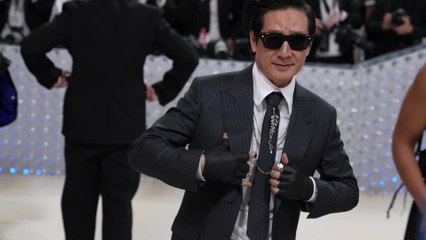 Becoming Karl Lagerfeld série