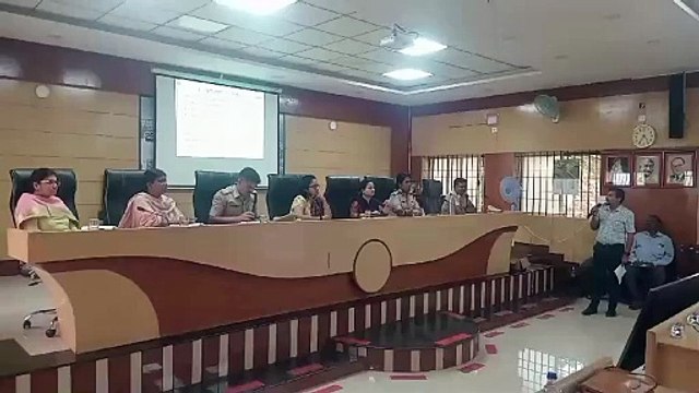 निष्पक्ष एवं पारदर्शी चुनाव को आचार संहिता का करें पालन