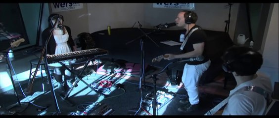 Savoir Adore - Dreamers (Live WERS 2013)