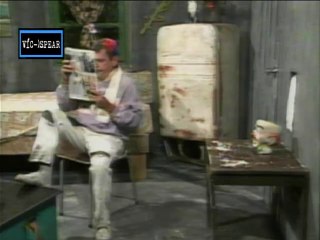 Rico Mc Rico: Oficinas de Ricos y Pobres - Cheverisimo - Venezuela *Versión 2*