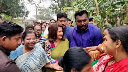 তৃতীয় দিনের ভোট প্রচারে হুগলির তৃণমূল প্রার্থী রচনা বন্দ্যোপাধ্যায়, অংশ নিলেন জনসংযোগে  | Oneindia
