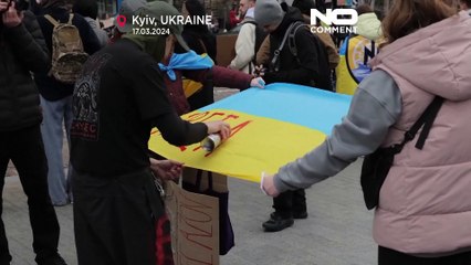 "Famiglie Azovstal", il gruppo manifesta per la liberazione dei prigionieri in mano ai russi