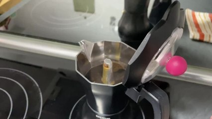 Cafetera italiana Taurus Black Moments